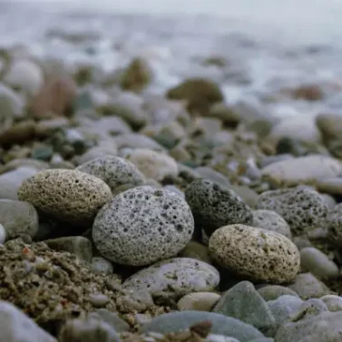 Ponza Taşı Nedir?  